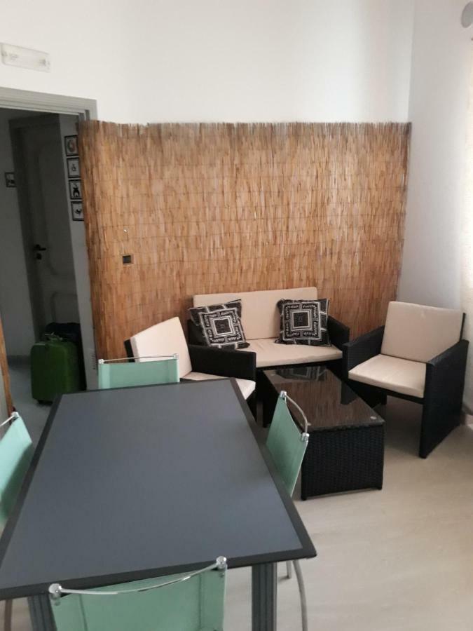 Rooms Center Wolf - Matrimoniale E Comunicanti Matera Extérieur photo